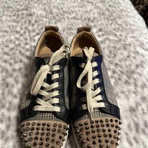 Like new spike Louboutins size 12.5